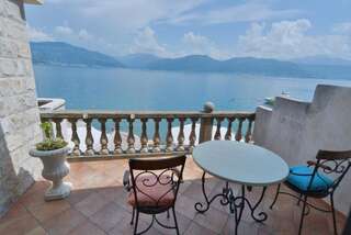 Апартаменты Apartments Palace Mira Mare Тиват Улучшенные апартаменты с балконом и видом на море-14