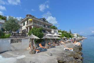 Апартаменты Apartments Palace Mira Mare Тиват Апартаменты-студио с террасой и видом на море-1